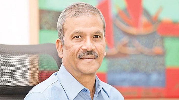 গুজব গুঞ্জন নিয়ে বিচলিত হওয়ার কিছু নেই: আইন উপদেষ্টা